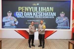 Polres Kediri Kota Bersama RS Bhayangkara Kediri Gelar Penyuluhan Gizi dan Kesehatan Pada Anggota