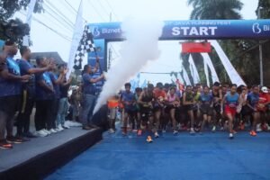 Ribuan Pelari Meriahkan Tetralogi East Java Running Festival di Kota Kediri