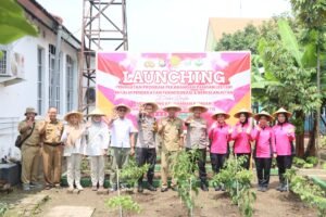 Polres Kediri Kota Launcing Pekarangan Pangan Lestari (P2L)