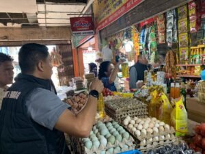 Sidak Satgas Pangan Polres Nganjuk Temukan Minyak Goreng Kemasan Berkurang Isi