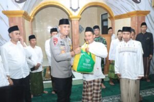 Kapolres Blitar Kota dan Walikota Blitar Gelar Safari Ramadan, Pererat Silaturahmi dengan Masyarakat