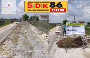 Geger…!! warga protes, pengerjaan proyek rabat beton jalan poros Desa Palebon di duga tidak memenuhi unsur SOP .
