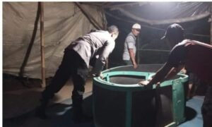 Polsek Ngronggot Bongkar Arena Judi Sabung Ayam di Pekarangan Kosong