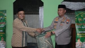 Polres Nganjuk Gelar Bakti Religi, Salurkan Bantuan Perlengkapan Ibadah