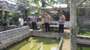 Kapolsek Purwoasri Tinjau Langsung Program RPL di Dusun Nglongge