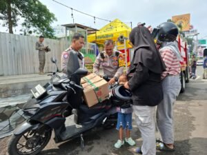 Satlantas Polres Kediri Kota Tuai Pujian Usai Bantu Pemudik Kehabisan Bensin