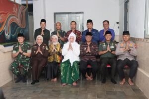 Kapolres Kediri Kota Bersama Forkopimda Gelar Silaturahmi ke Sejumlah Ulama, Perkuat Harmoni dan Sinergi