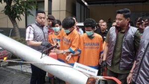 Polresta Sidoarjo Berhasil Amankan 4 Tersangka Pencurian Pipa Stainless di Tjiwi Kimia