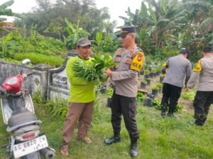 Panen Raya Pekarangan Lestari, Polsek Pagu dan Warga Wujudkan Ketahanan Pangan Mandiri