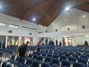 Polres Blitar Kota Lakukan Sterilisasi Gereja Jamin Keamanan Ibadah Rangkaian Paskah