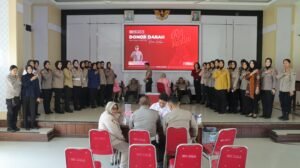 Donor Darah Kartini: Aksi Peduli Polwan dan ASN Polres Nganjuk