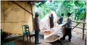 Polisi Bongkar  Arena Perjudian Sabung Ayam di Ngronggot Nganjuk