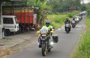 Pastikan Arus Balik Lancar,Kapolres Kediri Patroli R2 Bersama PJU