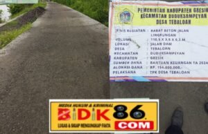 Warga geram…!! pengecoran rabat beton jalan tembus, tak kunjung selesai . Kepala Desa Tebaloan di duga Mark up material, anggaran bantuan khusus tahun 2024