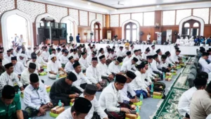 Pemkab dan PCNU Gresik Teken MoU, Sepakat Penuhi Hak Anak-Anak PMI di Malaysia pada Puncak Hari Santri
