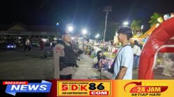 Patroli Malam di Berau, Brimob Polda Kaltim Edukasi Warga Cegah Radikalisme