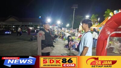 Patroli Malam di Berau, Brimob Polda Kaltim Edukasi Warga Cegah Radikalisme